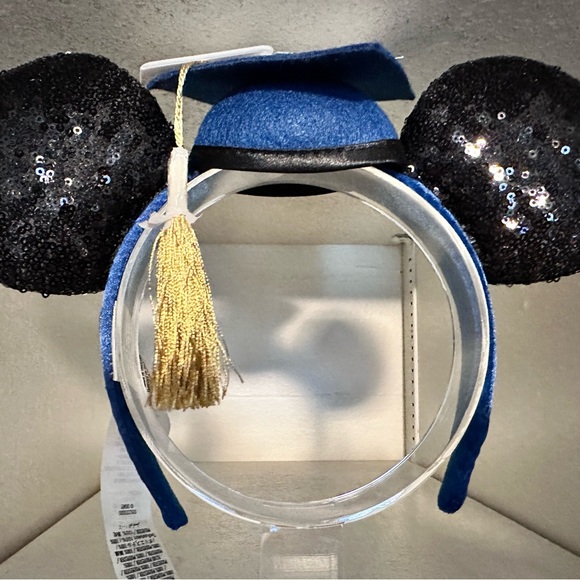 Class of 2022 Disney Graduation Mickey Ears - Picture 3 of 6
